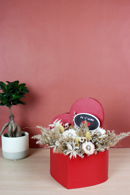 SAINT-VALENTIN - Cœur de fleurs séchées