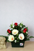 Fleurs artificielles pour cimetière - Jardinière de roses et magnolias