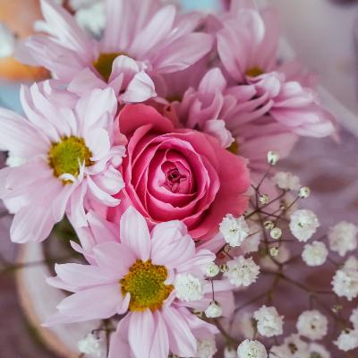 bouquet de fleurs variées