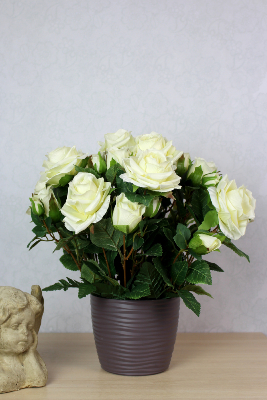 Fleurs artificielles pour cimetière - Coupe de roses blanches
