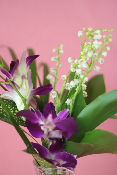1er Mai - Composition de muguet et fleurs variées