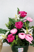 Fleurs artificielles pour cimetière - Coupe de renoncules, lys et roses