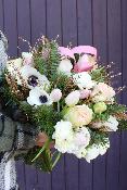 SAINT-PETERSBOURG - Bouquet de fleurs rose gold