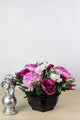 Fleurs artificielles pour cimetière - Coupe de roses et pâquerettes