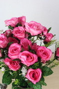 Fleurs artificielles pour cimetière - Cône de roses boutons 