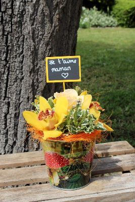Fête des Mères - Petite composition de fleurs jaunes