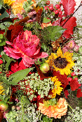 TOKYO - Bouquet de dahlias et de tournesols