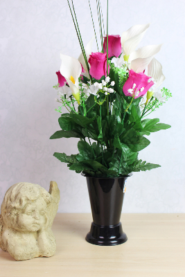 Fleurs artificielles pour cimetière - Composition de roses et d'arums