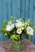 MARSEILLE - Bouquet de fleurs bleu et pivoines blanches