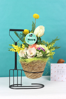 Fête des Grands-Mères - Composition panier fleuri