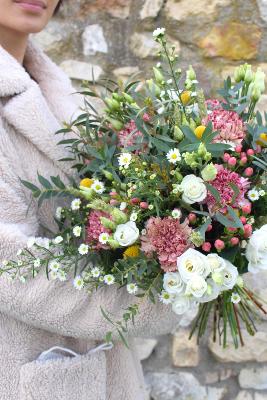 LOURDES - Bouquet de fleurs pastel